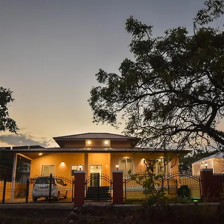 Ekostay - Pinewood Villa-3